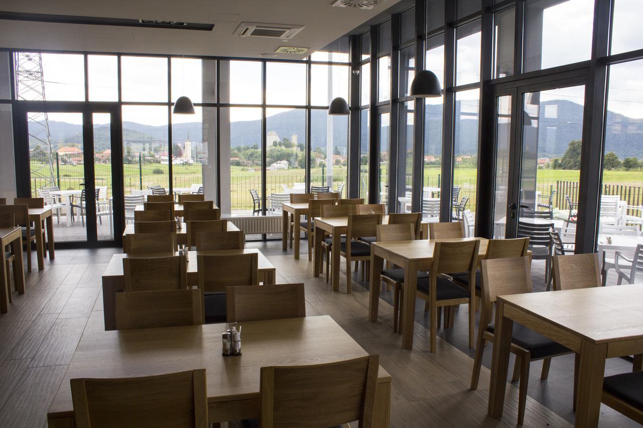 Hotel Lika Sjever Brinje 외부 사진